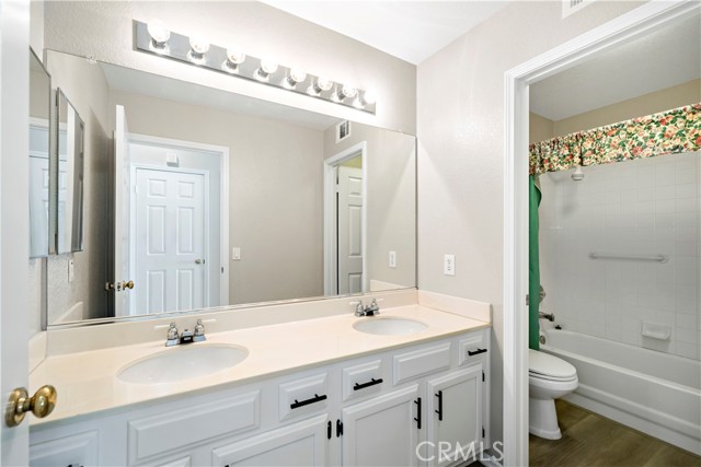 Detail Gallery Image 27 of 41 For 31813 via Campanario, Temecula,  CA 92592 - 4 Beds | 2 Baths