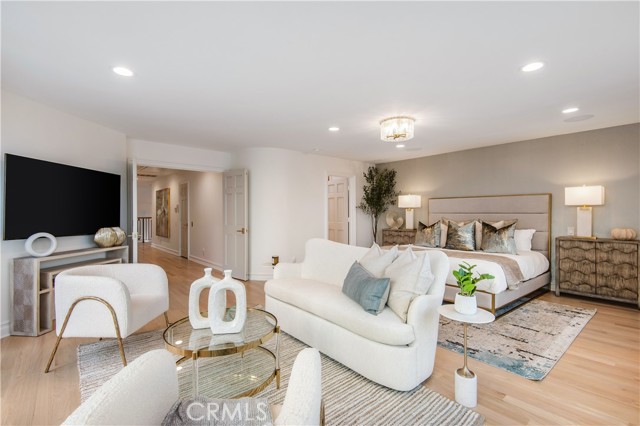 Detail Gallery Image 38 of 51 For 250 Poppy Ave, Corona Del Mar,  CA 92625 - 4 Beds | 3/1 Baths