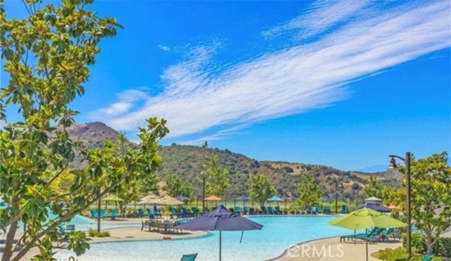 295 Autumn Way, Mission Viejo CA: https://media.crmls.org/medias/d67255f5-6879-4506-9598-8376da4ecb91.jpg
