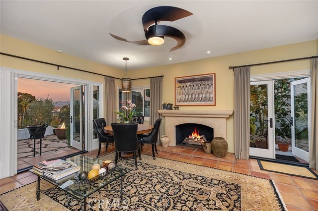 Detail Gallery Image 2 of 48 For 12 Terraza Del Mar, Dana Point,  CA 92629 - 4 Beds | 3/1 Baths