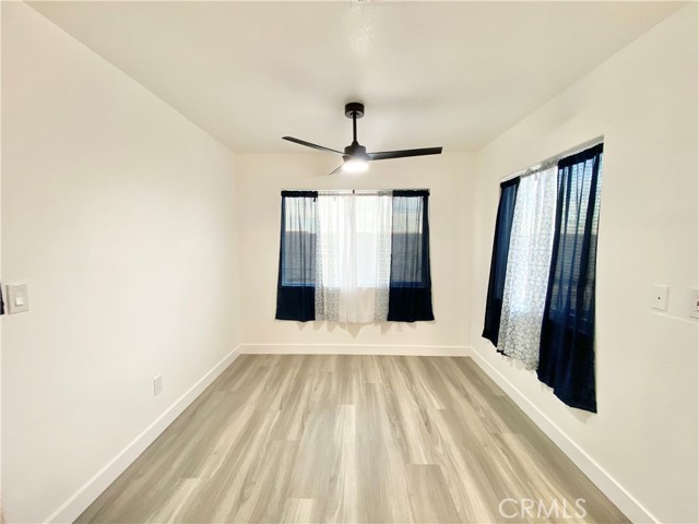 Detail Gallery Image 12 of 28 For 17048 Monaco Dr, Victorville,  CA 92395 - 4 Beds | 2/1 Baths