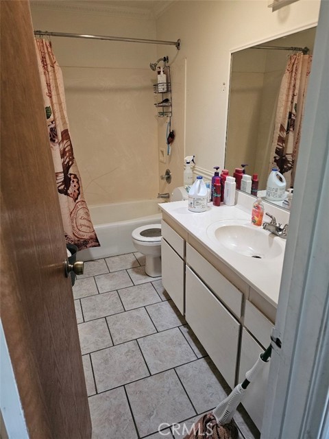 Detail Gallery Image 8 of 8 For 27535 Lakeview #70,  Helendale,  CA 92342 - 2 Beds | 1 Baths