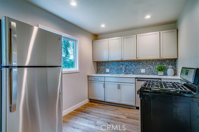  Commercial for Sale in Playa del Rey, California