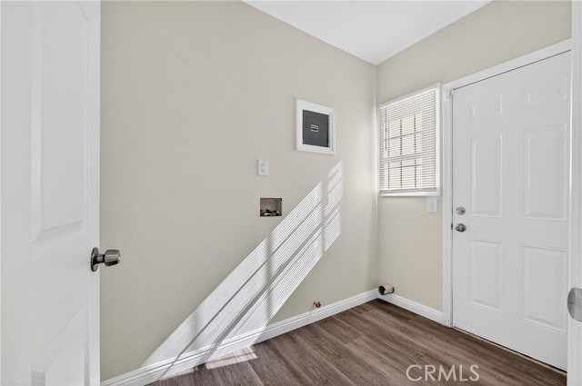 Detail Gallery Image 10 of 26 For 8734 Dalton, Los Angeles,  CA 90047 - 3 Beds | 2 Baths