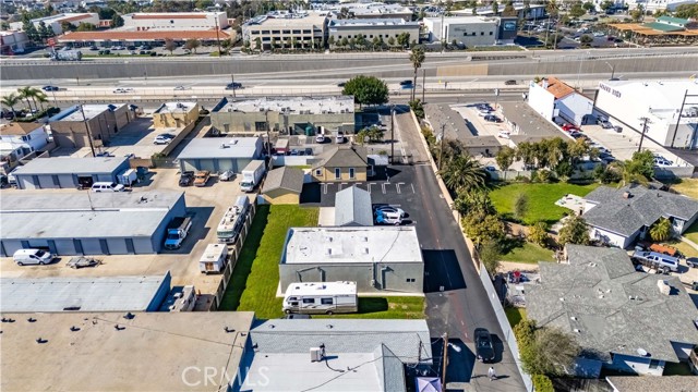 Detail Gallery Image 7 of 60 For 2150 Newport Blvd., Costa Mesa,  CA 92627 - 2 Beds | 1 Baths