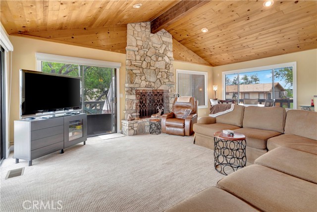 Detail Gallery Image 6 of 41 For 8804 Deer Trail Ct, Bradley,  CA 93426 - 3 Beds | 3/1 Baths