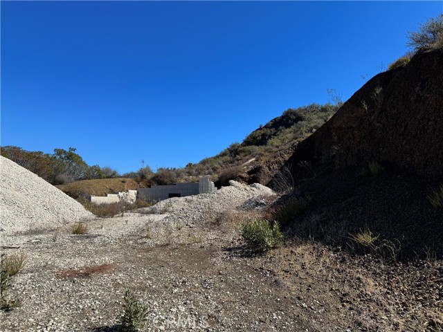 Detail Gallery Image 18 of 24 For 25858 Mulholland, Calabasas,  CA 91302 - – Beds | – Baths