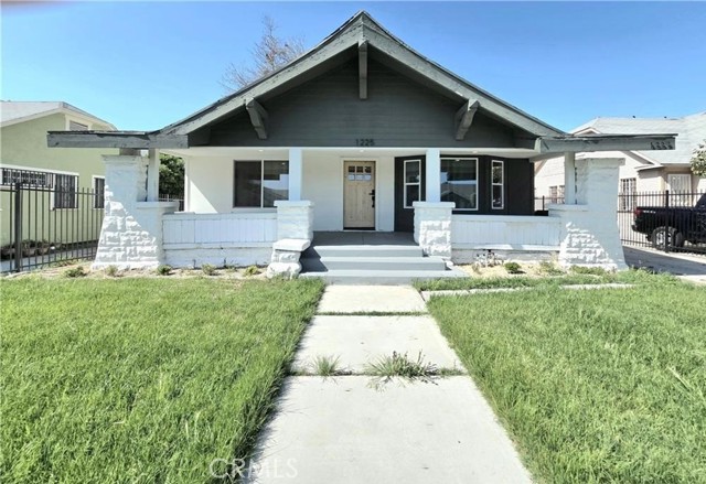 Front Image Thumbnail for CRDW26089959