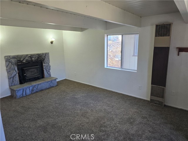 Detail Gallery Image 5 of 11 For 32796 Lupine Ln, Arrowbear,  CA 92382 - 3 Beds | 1/1 Baths