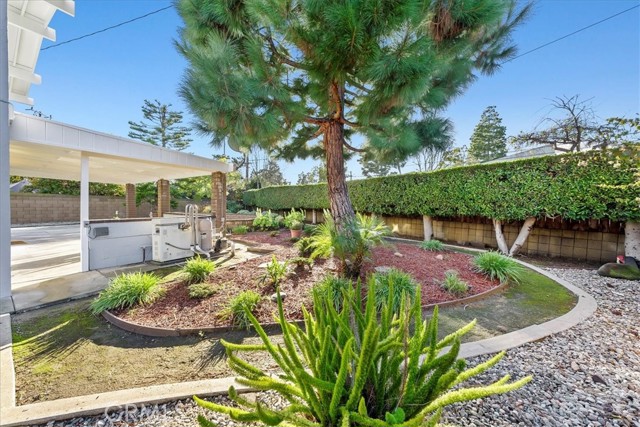 1100 Ysabel Street, Redondo Beach, California 90277, 4 Bedrooms Bedrooms, ,1 BathroomBathrooms,Residential,Sold,Ysabel,SB21269204