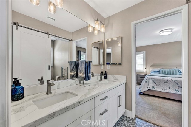 45 Modesto, Irvine CA: https://media.crmls.org/medias/d679cc01-4b2a-4e84-b4f3-467c6fc28c5d.jpg