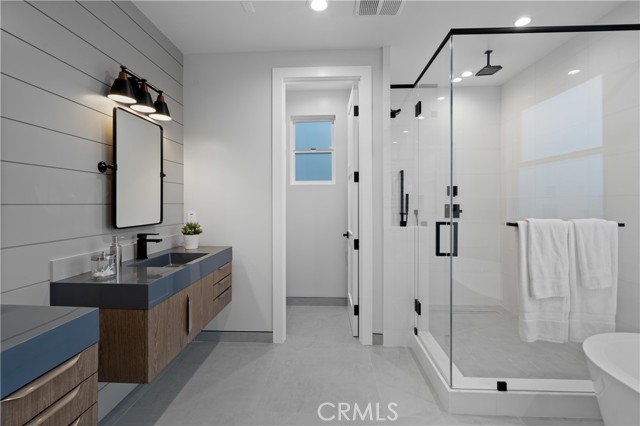 1934 Ruhland Avenue, Redondo Beach, California 90278, 5 Bedrooms Bedrooms, ,5 BathroomsBathrooms,Residential,Sold,Ruhland,PV23027311