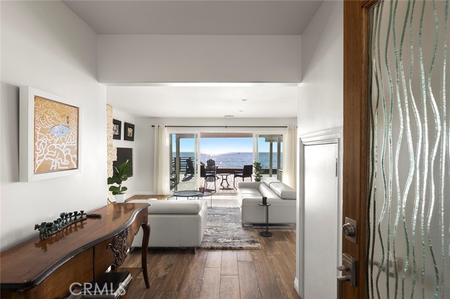 Detail Gallery Image 9 of 52 For 35661 Beach Rd, Dana Point,  CA 92624 - 4 Beds | 3/1 Baths