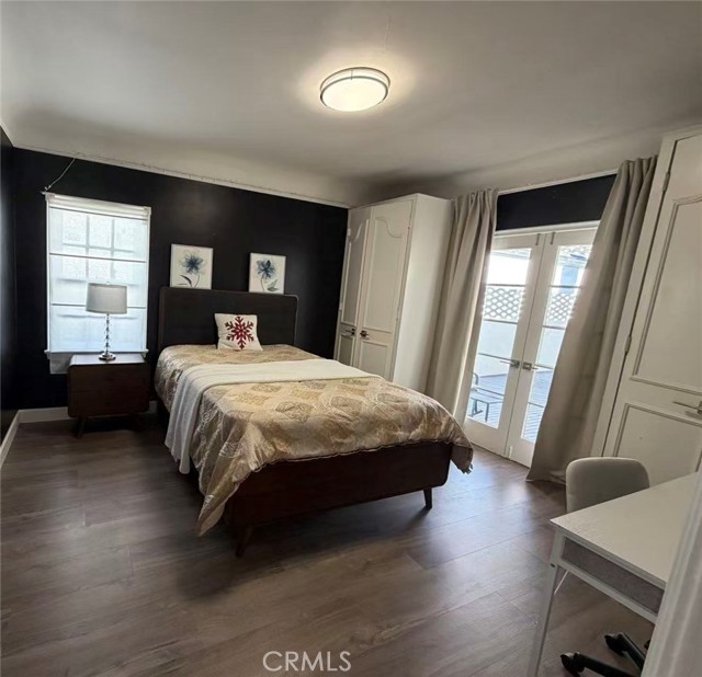 Detail Gallery Image 13 of 26 For 113 N Doheny, Beverly Hills,  CA 90211 - 4 Beds | 2/1 Baths