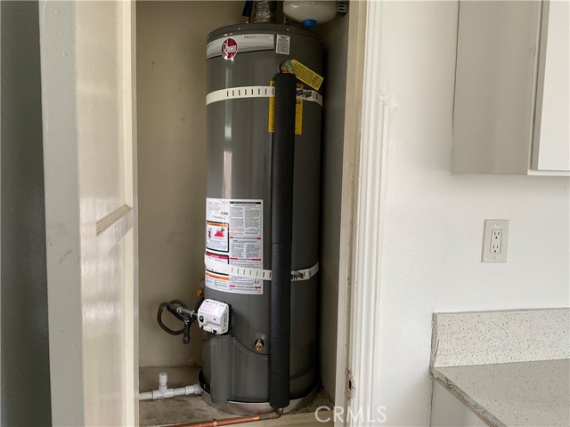 Detail Gallery Image 23 of 26 For 961 W 47th St, Los Angeles,  CA 90037 - – Beds | – Baths
