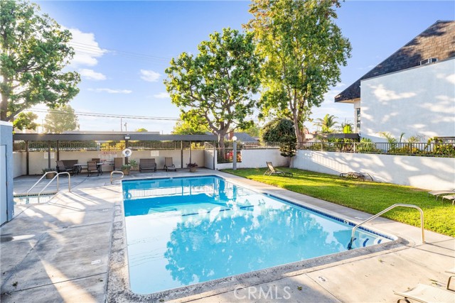 Detail Gallery Image 13 of 24 For 6835 Mulberry Ln, Garden Grove,  CA 92845 - 2 Beds | 2/1 Baths