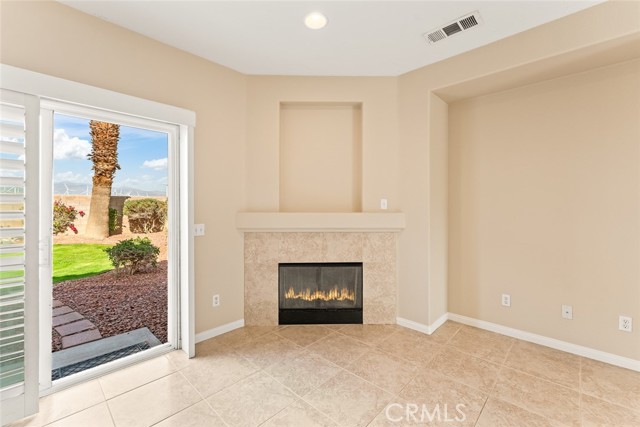 Detail Gallery Image 4 of 26 For 1164 Vista Sol, Palm Springs,  CA 92262 - 3 Beds | 2 Baths