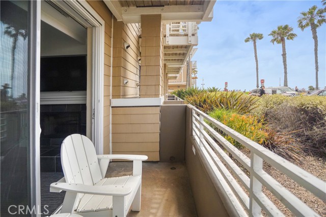 1300 The Strand, Hermosa Beach, California 90254, 1 Bedroom Bedrooms, ,1 BathroomBathrooms,Residential,Sold,The Strand,SB24129723