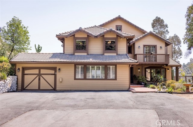 19332 Oakie Doakie, Trabuco Canyon CA: https://media.crmls.org/medias/d67e9031-262a-4854-85b5-9570b504b73b.jpg