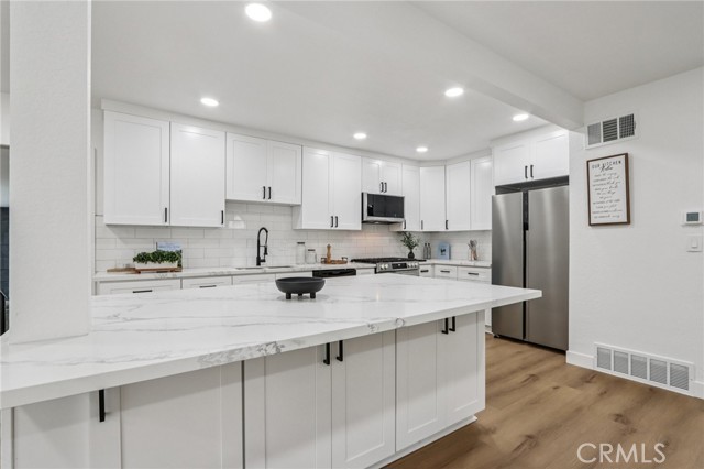 Detail Gallery Image 22 of 41 For 1111 E 27th St, San Bernardino,  CA 92404 - 4 Beds | 3 Baths