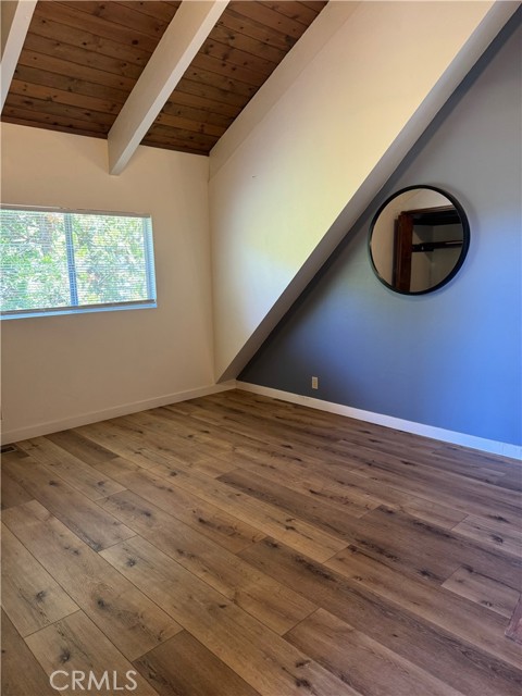 Detail Gallery Image 14 of 30 For 956 Teakwood Dr, Lake Arrowhead,  CA 92352 - 5 Beds | 3 Baths