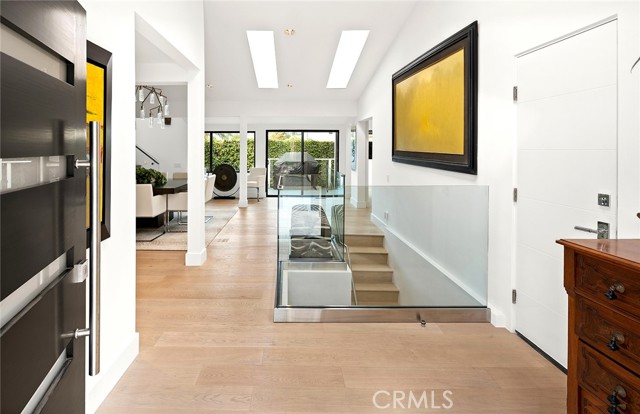 Detail Gallery Image 15 of 38 For 32 Emerald Bay, Laguna Beach,  CA 92651 - 3 Beds | 3/1 Baths