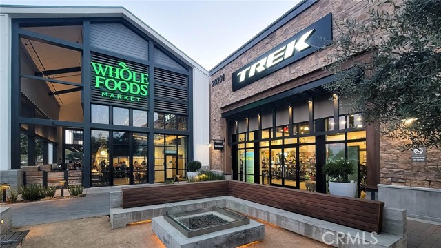 Detail Gallery Image 70 of 74 For 20164 Galway Ln, Porter Ranch,  CA 91326 - 5 Beds | 5/1 Baths