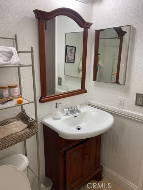 2nd Bathroom