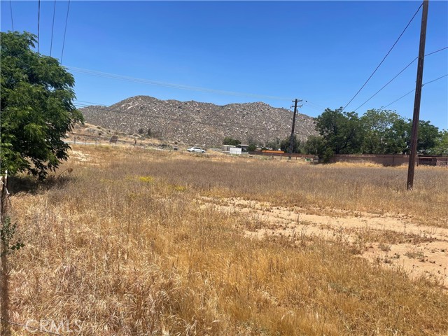 32785 State Highway 74, Hemet CA: https://media.crmls.org/medias/d680a7fa-e232-4bd9-814e-de5409478af5.jpg