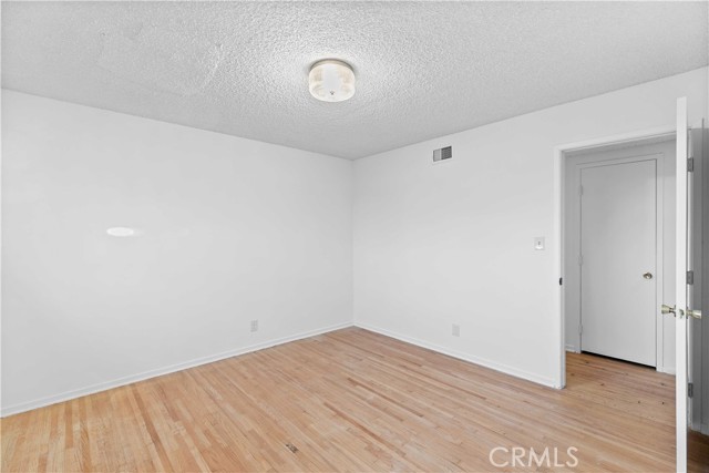 Detail Gallery Image 35 of 63 For 9960 Milburn, Sun Valley,  CA 91352 - 4 Beds | 2 Baths