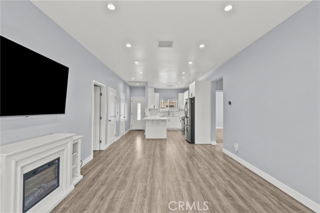 Detail Gallery Image 8 of 47 For 7239 Kraft, North Hollywood,  CA 91605 - 3 Beds | 2 Baths