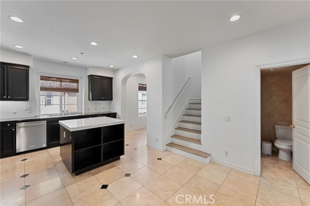 Detail Gallery Image 14 of 37 For 21386 Armilla, Huntington Beach,  CA 92648 - 2 Beds | 2/1 Baths