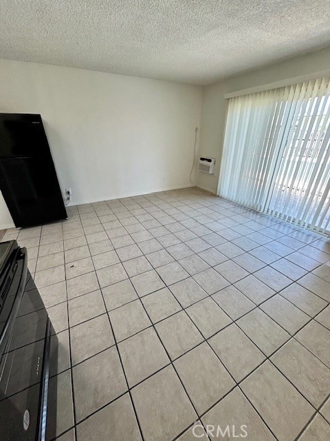 Image 11 of 17 For 686 Cottonwood Road F