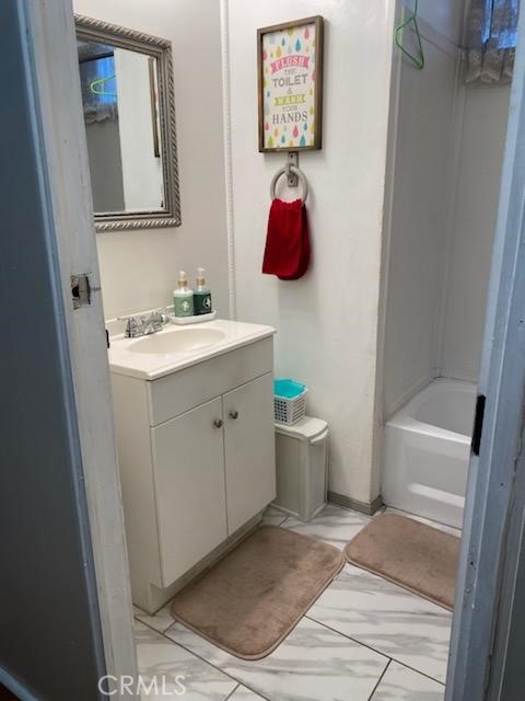 Detail Gallery Image 13 of 28 For 8600 Contreras Street #35,  Paramount,  CA 90723 - 2 Beds | 2 Baths