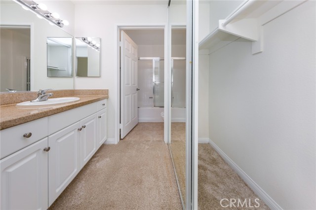 Detail Gallery Image 10 of 19 For 5545 Canoga Ave #320,  Woodland Hills,  CA 91367 - 1 Beds | 1 Baths