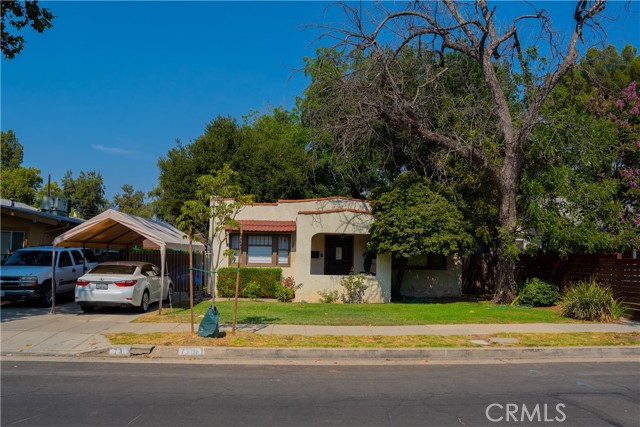 7319 Owensmouth Avenue, Canoga Park CA: https://media.crmls.org/medias/d684c030-fab4-4ab3-85e1-23b69edc12fc.jpg