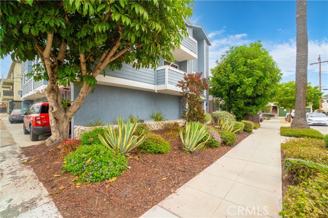 Detail Gallery Image 4 of 16 For 350 Tile Ave, Long Beach,  CA 90802 - – Beds | – Baths