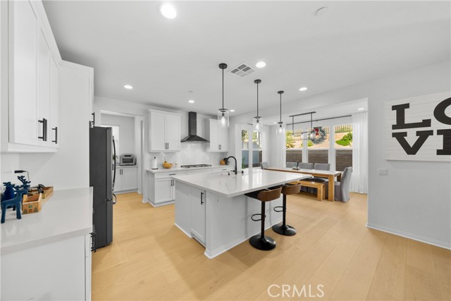 11298 Finders Court, Corona CA: https://media.crmls.org/medias/d685222d-9121-4565-ae13-dc9f922cbc6b.jpg