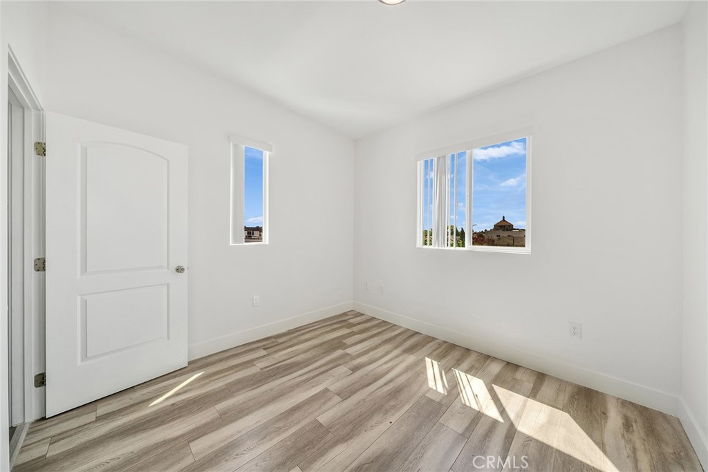 MLS #WS26185877 image #52