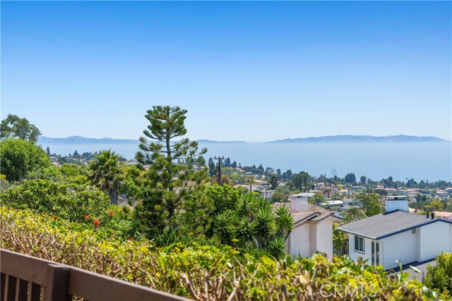 28087 Ella Road, Rancho Palos Verdes, California 90275, 4 Bedrooms Bedrooms, ,Residential,Sold,Ella,SB22139515