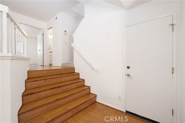 Detail Gallery Image 12 of 45 For 5 Starshine #3,  Irvine,  CA 92603 - 3 Beds | 2/1 Baths