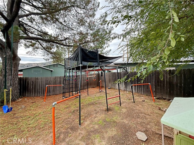 Detail Gallery Image 29 of 31 For 2544 Hermosa, Montrose,  CA 91020 - 2 Beds | 1 Baths