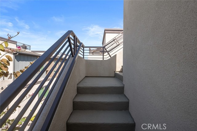 Detail Gallery Image 39 of 56 For 1807 Coastal Way, Costa Mesa,  CA 92627 - 2 Beds | 2/2 Baths