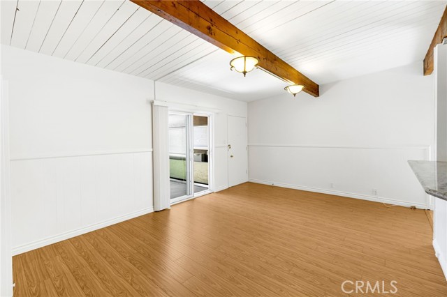 Detail Gallery Image 7 of 18 For 2104 N Verdugo Rd #E,  Glendale,  CA 91208 - 2 Beds | 1 Baths