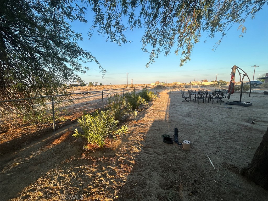 https://media.crmls.org/medias/d68a9e1d-f8b4-43c0-8983-4cea8c7b7b38.jpg?preset=X-Large
