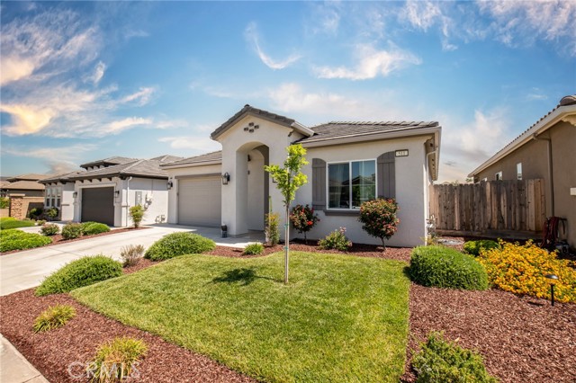 511 Timberline S Way, Madera CA: https://media.crmls.org/medias/d68af4eb-cc9d-45d8-9e4a-b707f07db23e.jpg