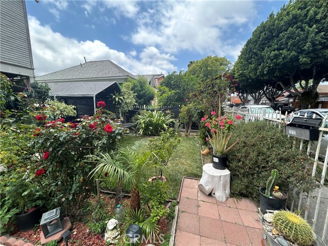 Detail Gallery Image 11 of 14 For 1212 E 54th St, Los Angeles,  CA 90011 - – Beds | – Baths