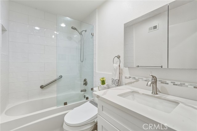 Detail Gallery Image 17 of 24 For 2363 Morning Dew, Brea,  CA 92821 - 2 Beds | 2 Baths