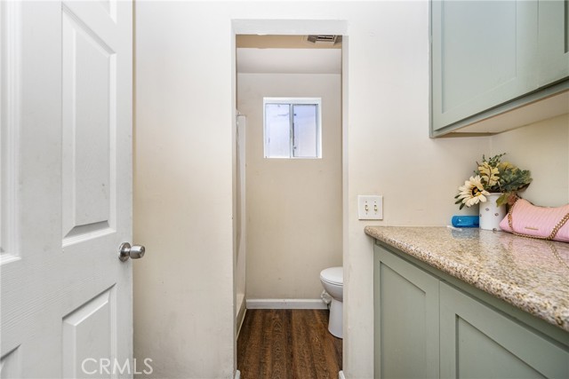 Detail Gallery Image 10 of 21 For 177 N Cypress St, Orange,  CA 92866 - 2 Beds | 1 Baths