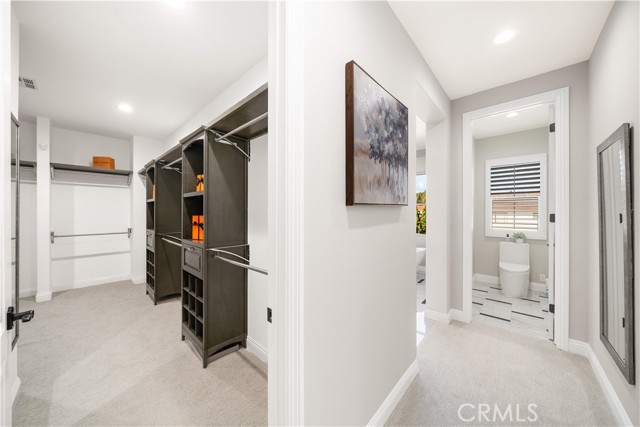 Detail Gallery Image 44 of 75 For 27 Gillman St, Irvine,  CA 92612 - 6 Beds | 6/1 Baths